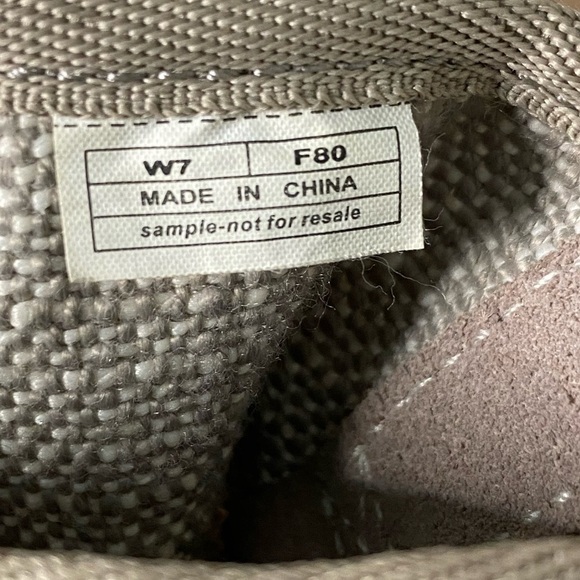 UGG Boots Heirloom Lace Up Boots size 7 - Picture 11 of 14